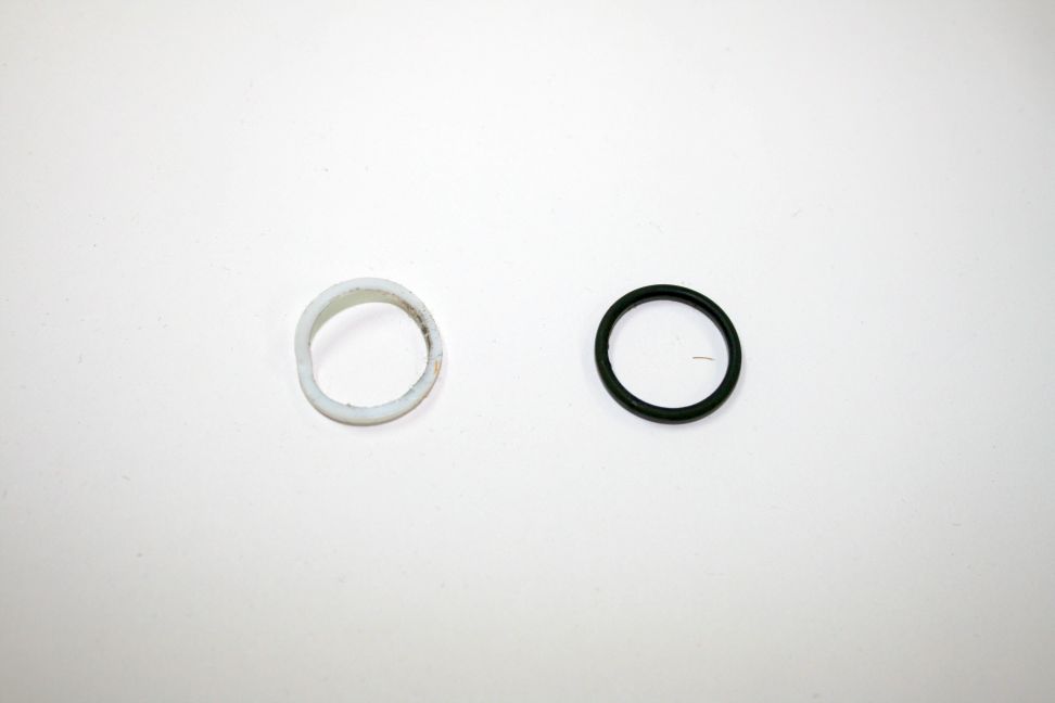 Hydraulic quick coupling seal replacement RBD TechSpot